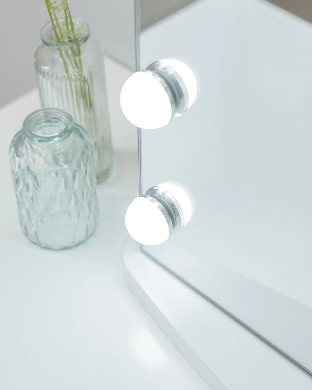 Espejo maquillaje con luz LED - GEORGINA - Image 6