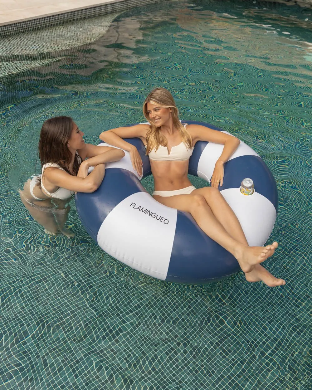 Flotador donut XL para piscina - VICTORIA - Image 3