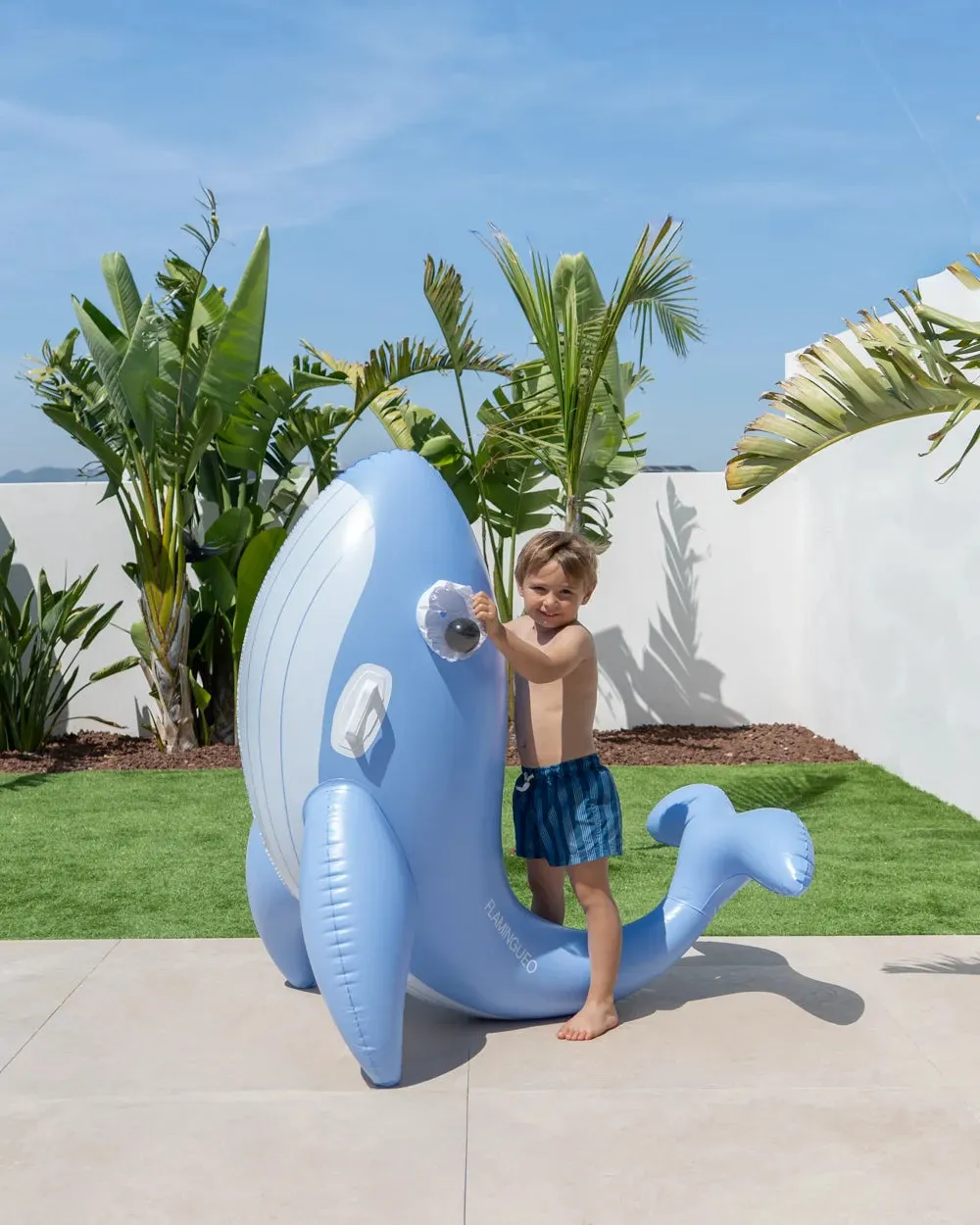 Flotador infantil figura ballena gigante – BLUF - Image 6