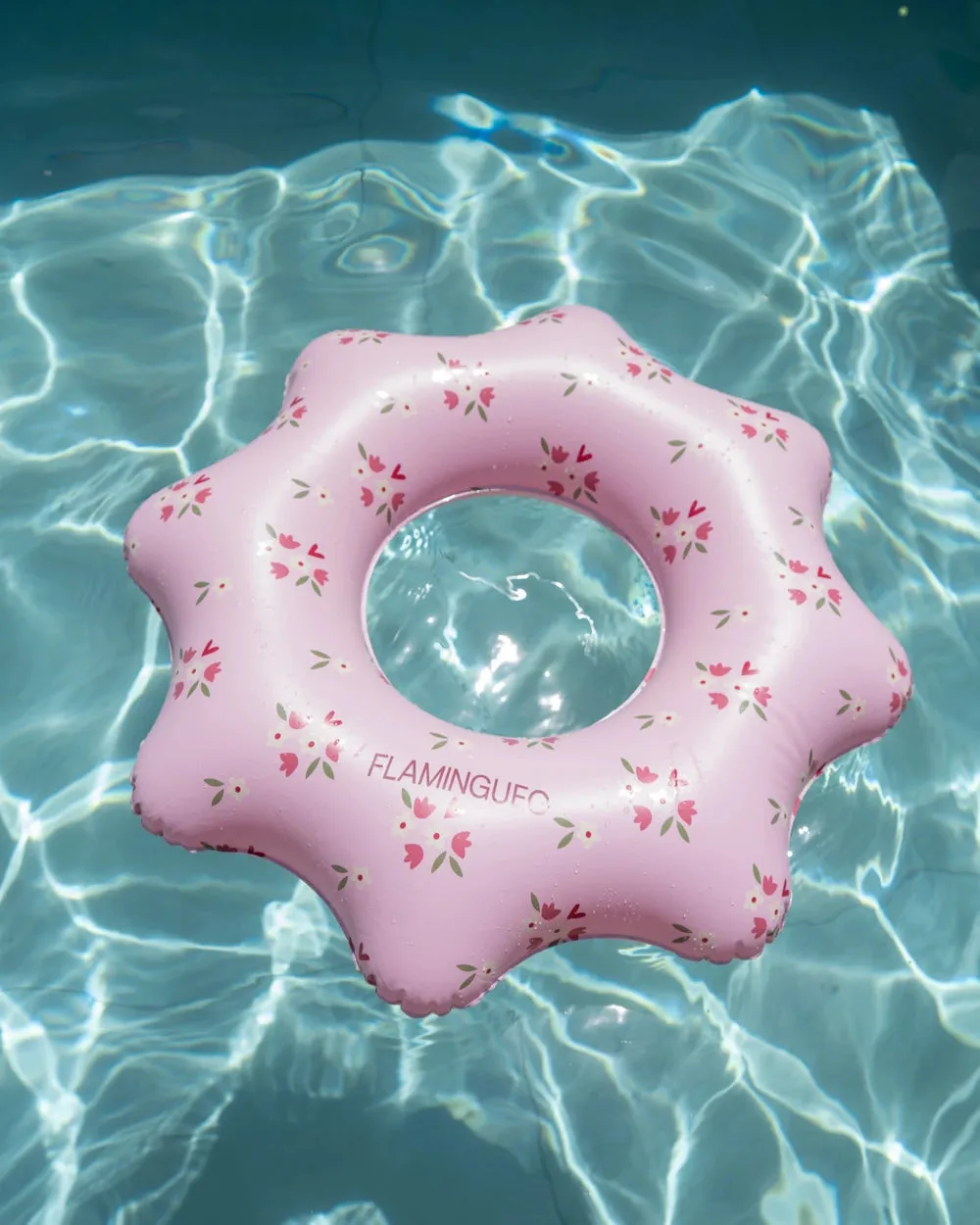 Flotador donut infantil con forma ondulada – WAVY - Image 6