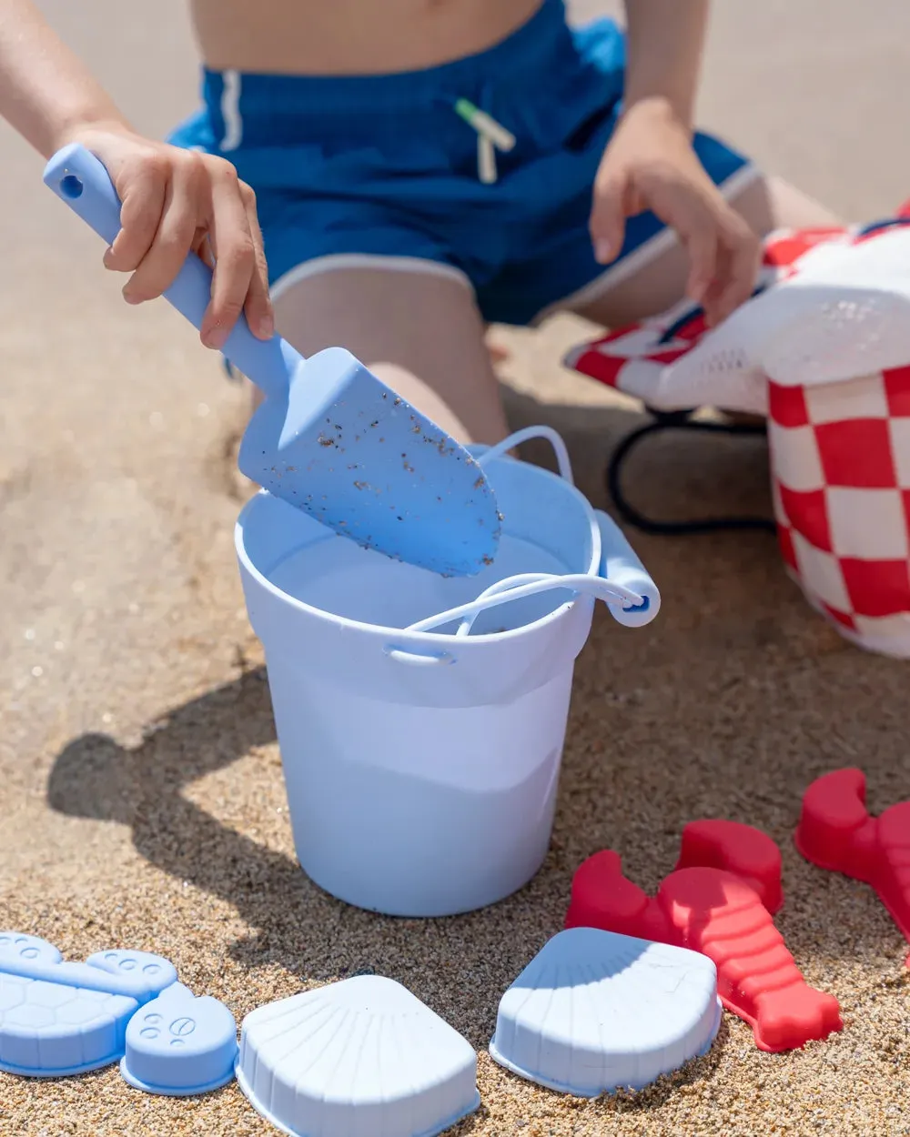 Set de juguetes de playa de silicona – CRABBY - Image 3