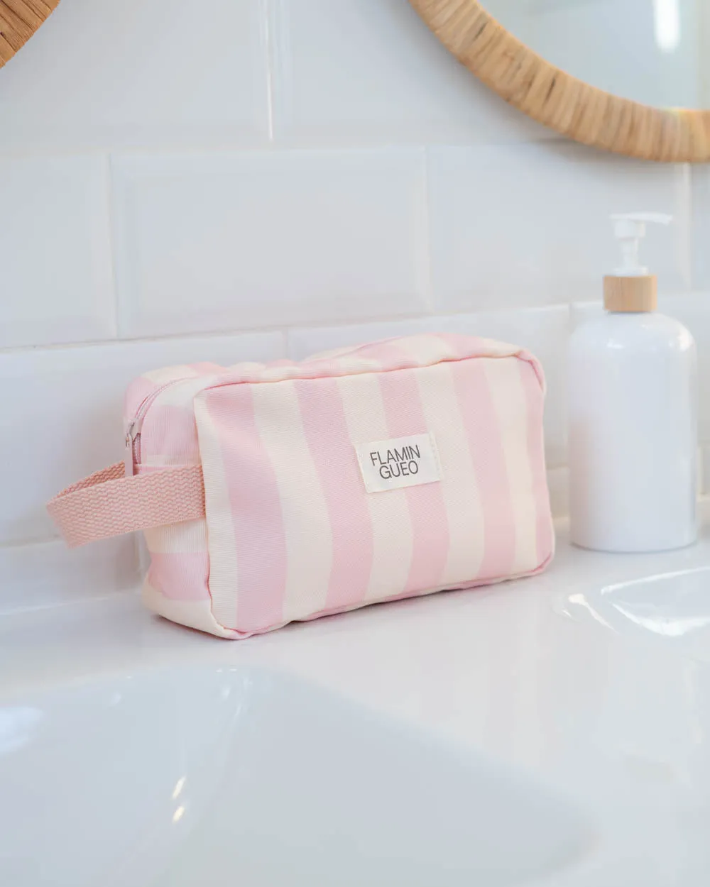 Pack bolsa + neceser infantil - Image 4