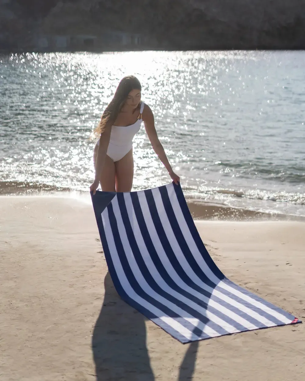 Pack respaldo, tote bag y toalla - azul marino - Image 4