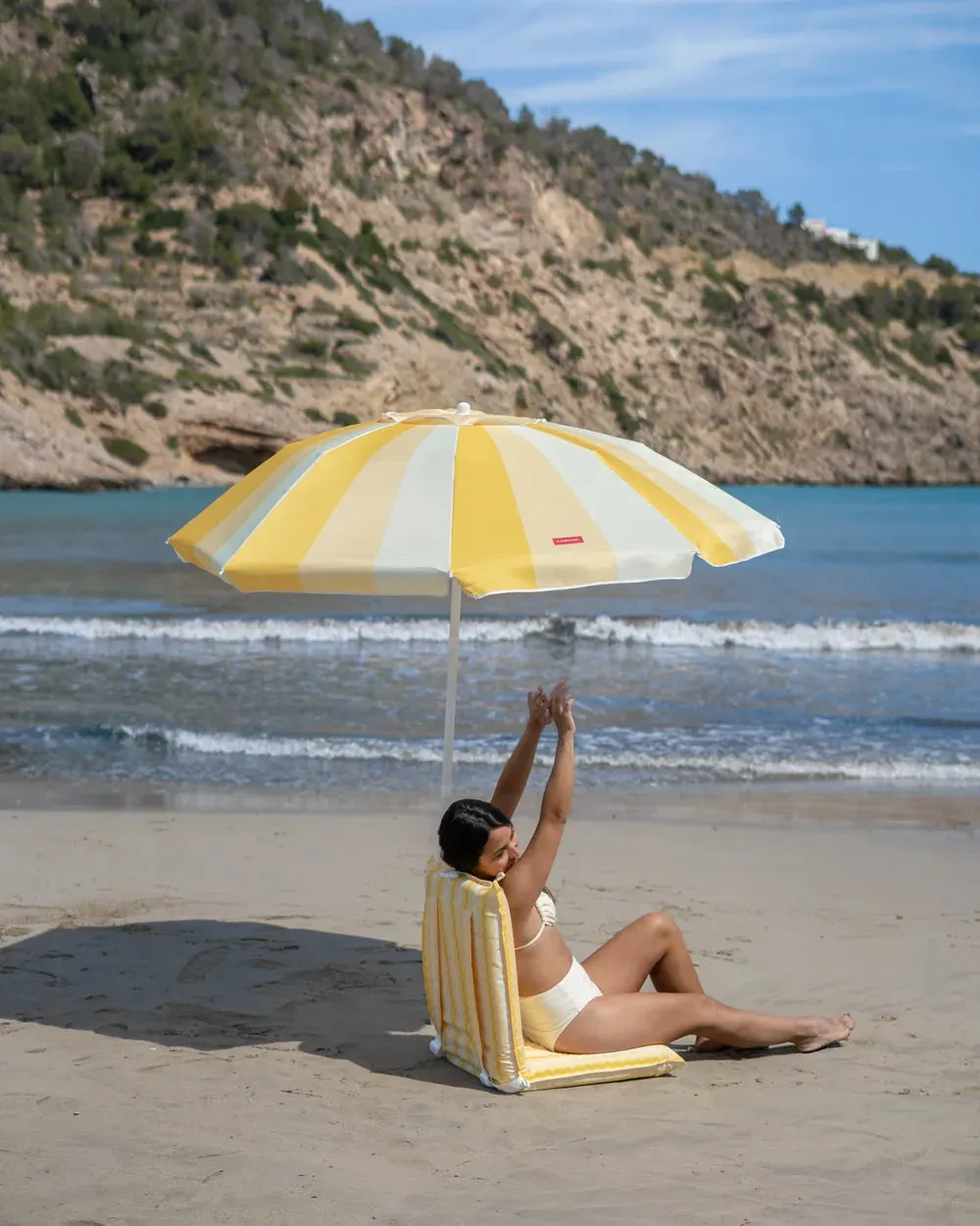 Sombrilla de playa compacta premium – GROOVIE - Image 2