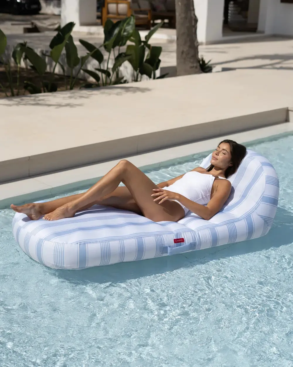 Tumbona hinchable individual para piscina y jardín – YATCH - Image 3
