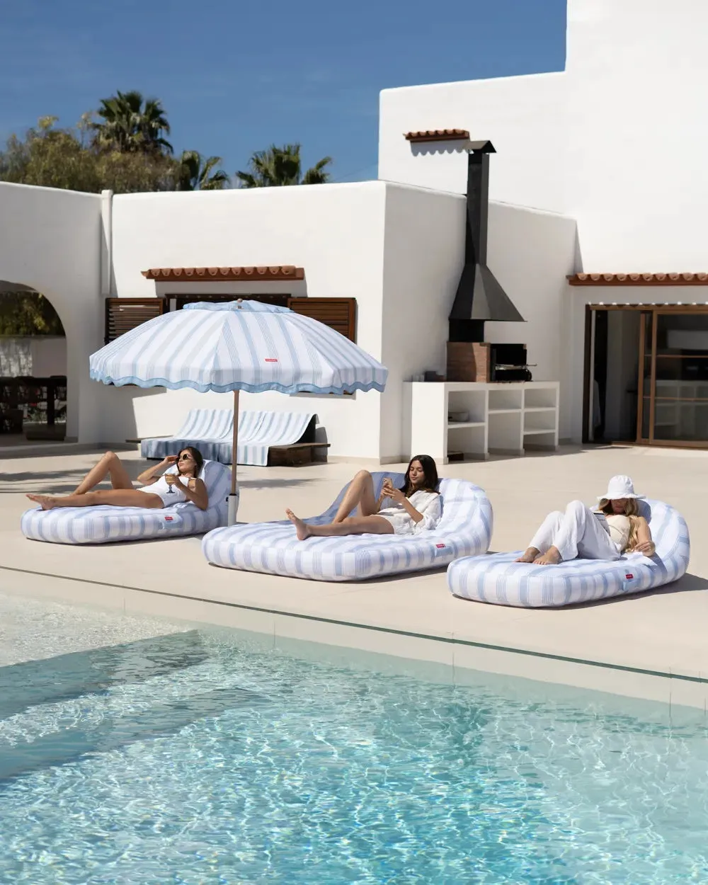 Tumbona hinchable doble para piscina y jardín – CADAQUÉS - Image 4